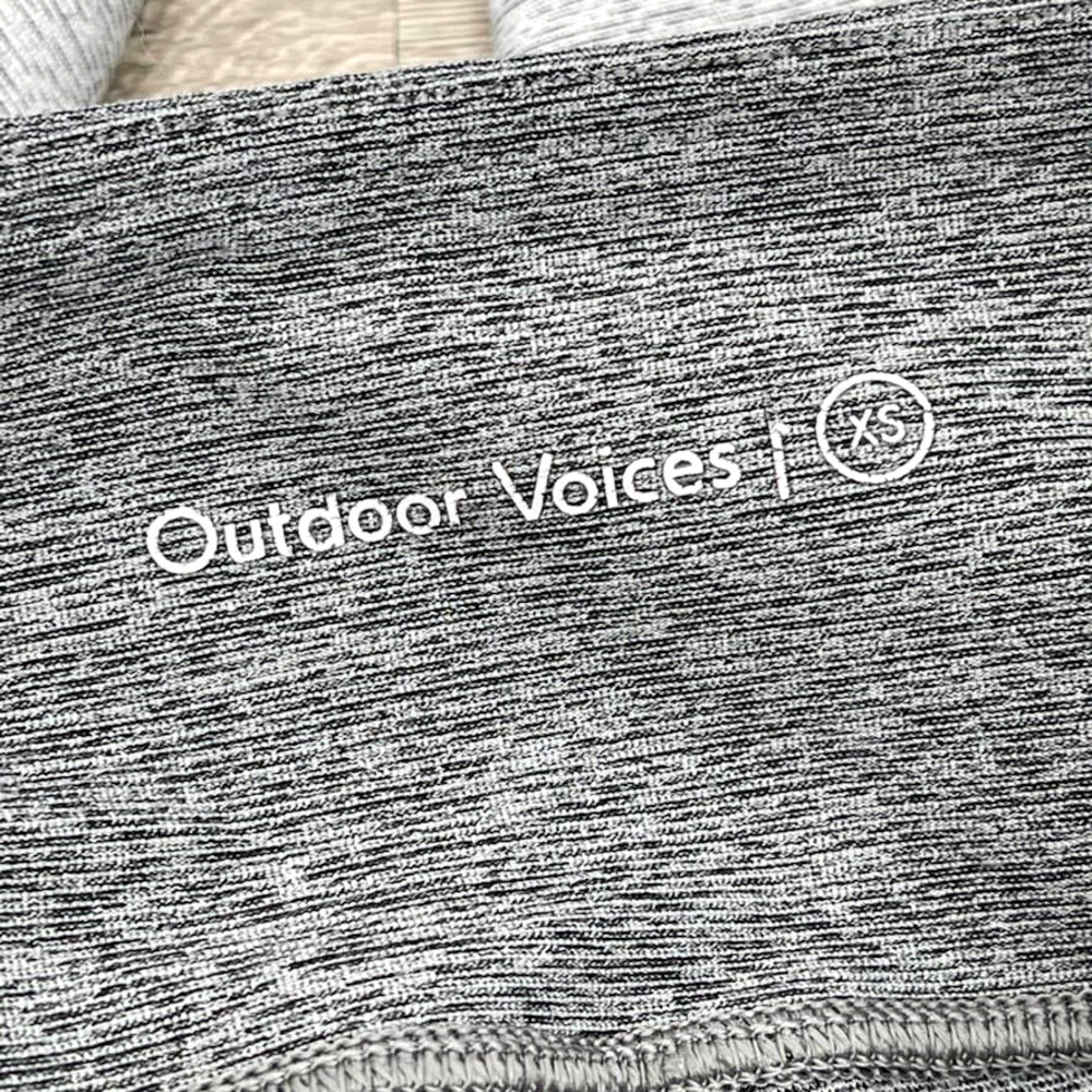 OUTDOOR VOICES Ombre Color Block Leggings 26" Inseam in Gray - Size XS EUC - Picture 8 of 8